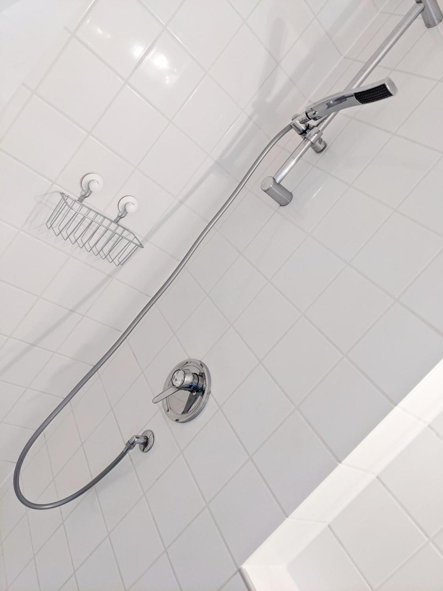 Lenastay L Tiny Apartment - Innenstadt カイザースラウテルン エクステリア 写真
